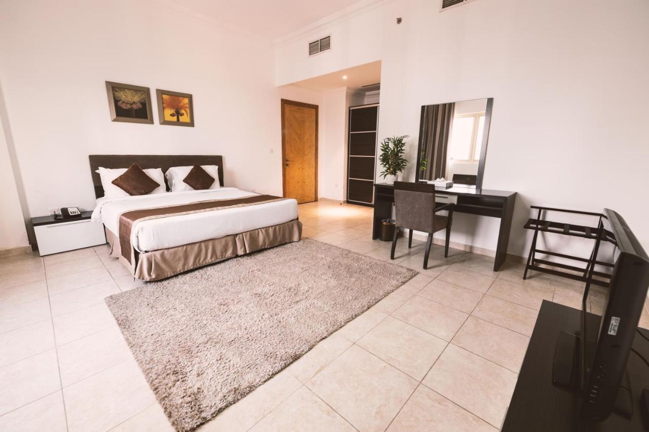 Magnum Hotel&Suites West Bay Doha Exterior foto